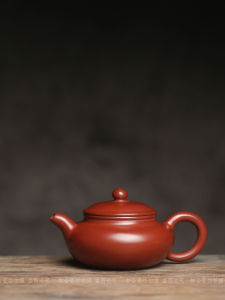 Beginner Friendly Ne Zha Zhu Clay Ancient Style Gongfu Tea Set Ceramic Home Use Household Mouth to Hand Tea Pot with Handle