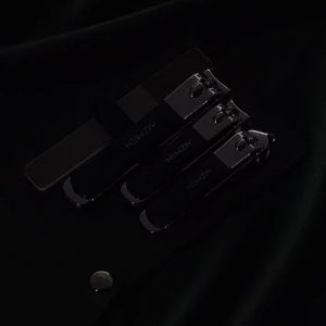 Gunting Kuku Set 4in1 Dengan Desain Anti Berceceran/Terbar 4IN1 Gunting Kuku Anti-splash Tajam Penyimpanan Serutan Kuku Dengan Kulit Imitasi Case Stainless Steel Gunting GK08