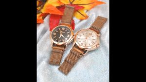 นาฬิกาข้อมือสายแม่เหล็ก Geneva แบรนด์แท้ รูปแบบปรับเลื่อนสายได้ ไม่ต้องตัดสาย รุ่น, ขีดเลข, ขอบเลข (แถมฟรี!) กล่องกระดาษ