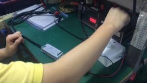 Huayue Factory Supply 40W Constant Constant Controlled Silicon Dimming Power Supply Pass CE ROHS ETL SAA
