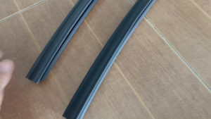 ยางขอบประตู หลัง HONDA FREED ปี2010-2015 LH / RH แท้ศูนย์ (เส้นบน) (ยางขอบประตู สไลด์ - เส้นบน) (ระบุ ข้าง)