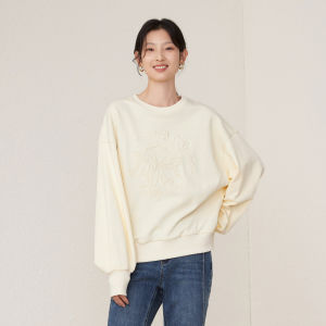 Yigue | Design Embroidered Round Neck Sweater Female
