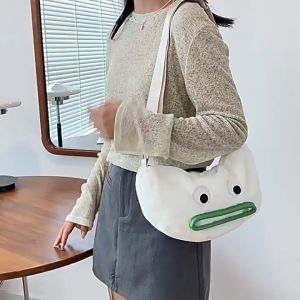 Túi xách đeo vai hình búp bê miệng rộng dành cho bạn nữ sành điệu