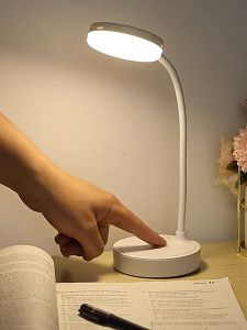 ถุงล่างไฟ เป็นไฟกลางคืน รูปลักษณ์เป็นส่วนใหญ่ ยกเลิก 3 สี ที่มีทางกาย และสามารถพับได้ โคมไฟหัวเตียงเสริมสวย โคมไฟตั้งโต๊ะ มินิมอล ส่งจากไทย