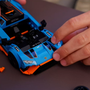 LEGO Speed Champions 77238 Lamborghini Revuelto & Huracan STO (607 Pieces)