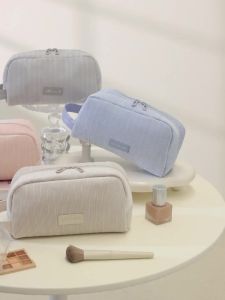 Minimalist Handheld Cosmetic Storage Bag for Travel RH2545