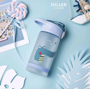 (พร้อมส่งจากไทย) Diller Tritan Flask 550ml (D8849) ขวดน้ำเด็ก ฝากดแบบมีหลอดพร้อมตัวล็อก ปราศจาก BPA และ Phthalates