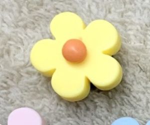 JBCT 🐻🌺🌈Shoe Charm  “Sumikko Gurashi 1 “ น่าร๊ากง่ะ 🌈❤️🌺 ตัวติดรองเท้ามีรู “ แก๊งค์มุมห้อง - ซูมิกโกะ 1 “