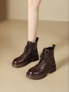 Josiny | Lined Warm British Style Martin Boots