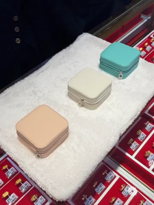 [New Arrival] Mini PU Leather Jewelry Box | Portable Travel Jewellery Organizer for Earrings Necklaces Rings 迷你首饰盒