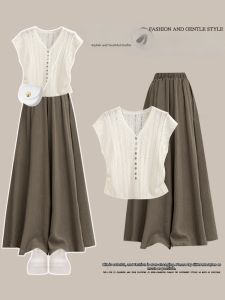 NUMEN BUTTON | Large Size Youthful New Hollow Design Dress Set