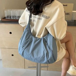 Túi Đựng Bánh Bao Bằng Nylon Nhẹ Dung Tích Lớn Dành Cho Nữ Túi Đeo Chéo Vai Thông Thường Có Dây Đeo Có Thể Điều Chỉnh Thích Hợp Cho Thể Thao Tập Gym Và Đi Làm