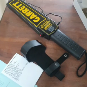 GARRETT ORIGINAL Metal Detector High Sensitivity For Garrett Stable Performance Waterproof LightweightVoltage: 9V or Rechargeable Battery FREE 1 PCS