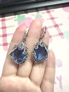 Huitan Vintage Women Drop Earrings Inlaid Brilliant Blue Cubic Zirconia Special Party Daily Anti Silver Color Jewelry for Lady
