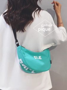 Fashionable Casual Canvas Bag Womens New Style Crossbody Bicycle Riding Bag Commuting Sports Travel Dumpling Shape Bag