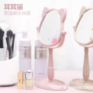 Cermin comel gadis kucing solek cermin kecil