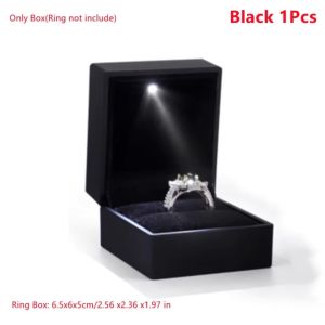 Jewelry Box Square Wedding Ring Case Pendant Box Gift Box With LED Light Valentines Day Present Engagement Wedding Ring Case