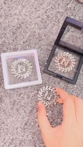 Nadheera Luxury Swavannada Brooch / Bros Gold Silver Permata