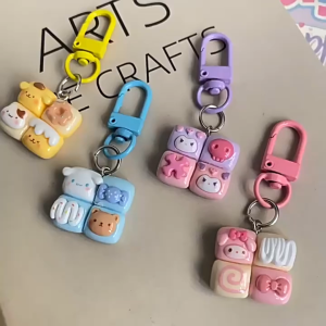 ONE-C1348 Gantungan Kunci Mini Lucu Liontin Desain Kartun Empat Cute Ganci Aksesoris Tas Sekolah