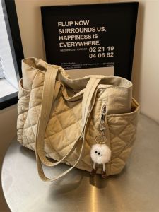 Large Capacity Commuter Womens Shoulder Tote Bag Fashionable Diamond Pattern Cotton Coat Casual Handbag Soft Polyester Lining