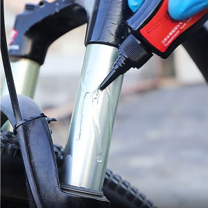 60ML Mountain Bike Front Fork Shock Absorber Oil Bicycle Front and Rear Shock Absorber Silicone Oil Lubricating Oil Maintenance