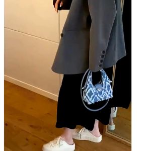 JIVIVIL JIVIVIL👸Túi Đeo Vai Bằng Vải denim Cao Cấp Thiết Kế Tua Rua Thời Trang Hong Kong Cổ Điển Dành Cho Bạn Nữ