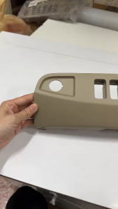 ฝาครอบแผงคอนโซลใต้วิทยุ 3 ช่อง Toyota VigoFortuner ปี 2004-2015 ของแท้