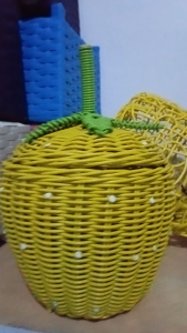 Bentuk stroberi toples permen Toples rotan tempat permen Keranjang BERUANG wadah permen Basket Karakter imut Toples Bear Toples Rotan karakter Tempat serbaguna + tutup tempat permen karakter