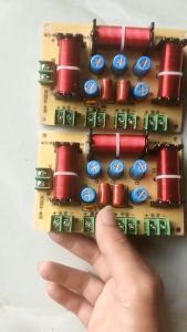 Phân tần full đôi RCEDA-402 dùng cho 2 Bass 1 Mid 1 Treble | Giá 1 mạch | Phân tần 3 đường tiếng dùng cho các thùng loa gia đình hoặc loa kéo