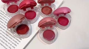 จัดส่งจากประเทศไทย🎀ลิปโคลน ลิปสติก ลิปสติกกันน้ำ เนื้อแมตต์กํามะหยี่ พร้อมแปรง ติดทนนาน ไม่ติดถ้วย