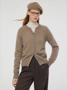 Gloria | Slim Fit Warm Season Cardigan
