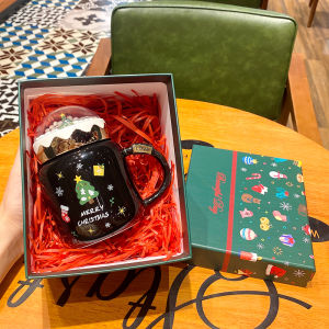 Christmas Themed Ceramic Mugs Creative Home Use Coffee Cups with Lid And Spoon Santa Claus Design Gift Idea for Adults