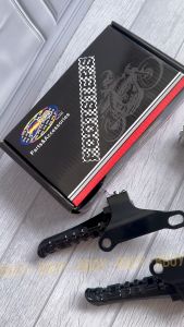 FOOTSTEP BELAKANG MODEL MX KING / STEP PIJAKAN MOTOR KAKI ALUMINIUM 2 WARNA CHROME HITAM STEP FOOSTEP PIJAKAN KAKI JUPITER MX KING GOOD QUALITY FOOSTEP INJAKAN KAKI SET KIRI KANAN