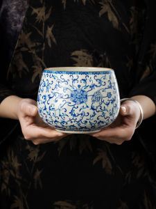 NITUGUSHI | Blue and White Twining Branch Tea Waste Bin Ceramic Accessory