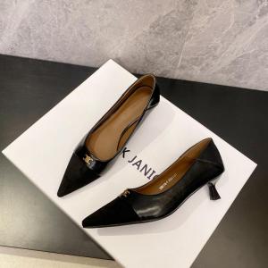 Spring 2025 New Style French Vintage Spliced High Heels Womens Shoes Small Heel Commuter Cat Heel Fashionable Glitter Interior