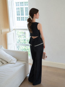 Intelligent Sweet Collar Waist Revealing Lace Sleeveless Top
