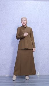 Seragam Pemda Tua Wanita: Rok A & Baju PDH Cokelat Gelap