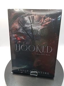 Hooked: A Dark Contemporary Romance (Never After Series) by Emily McIntire [OEM Paperback]