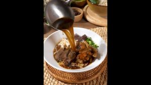 หัวเชื้อน้ำซุปก๋วยเตี๋ยวไก่ ขนาด 300 กรัม