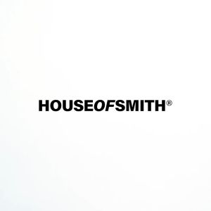 House of Smith Jaket Varsity Pria - Pixel Camo Varsity - Jacket\\n\\nHouse of Smith menawarkan jaket varsity pria yang elegan dan nyaman, yakni Jaket Varsity Pria - Pixel Camo Varsity. Dengan bahan fleece berkualitas tinggi dan desain embroidery simpel, jaket ini adalah pilihan tepat untuk penampilan stylish dan nyaman.\\n\\n Fitur Utama & Keunggulan\\n\\n Bahan Fleece dengan Embroidery\\n\\nBahan fleece berkualitas tinggi memberikan kenyamanan maksimal saat dipakai. Selain itu, jaket ini dilengkapi dengan embroidery simpel yang menambah nilai estetika. Bahan ini juga tahan lama dan mudah dirawat.\\n\\n Desain Simpel & Elegan\\n\\nDesain simpel dan elegan membuat jaket ini cocok untuk berbagai kesempatan, baik untuk acara formal maupun santai. Jaket ini memiliki warna hijau yang menarik dan mudah dipadukan dengan berbagai pakaian lainnya.\\n\\n Warna Green yang Mudah Dipadukan\\n\\nWarna hijau yang dimiliki oleh jaket ini sangat mudah dipadukan dengan berbagai pakaian lainnya. Anda dapat memadukan jaket ini dengan celana jeans, celana panjang, atau celana pendek untuk mendapatkan penampilan yang stylish dan nyaman.\\n\\n Detail Ukuran & Perbedaan\\n\\n Ukuran M\\n\\nUkuran M memiliki ukuran dada 53 cm, panjang 63 cm, dan lengan 63 cm. Ukuran ini cocok untuk pria dengan postur tubuh sedang.\\n\\n Ukuran L\\n\\nUkuran L memiliki ukuran dada 56 cm, panjang 66 cm, dan lengan 66 cm. Ukuran ini cocok untuk pria dengan postur tubuh lebih besar dari ukuran M.\\n\\n Ukuran XL & 2XL\\n\\nUkuran XL memiliki ukuran dada 60 cm, panjang 69 cm, dan lengan 69 cm. Sedangkan ukuran 2XL memiliki ukuran dada 62 cm, panjang 72 cm, dan lengan 71 cm. Ukuran ini cocok untuk pria dengan postur tubuh lebih besar dari ukuran L.\\n\\n Catatan Penting & Tips Penggunaan\\n\\n Perbedaan Warna pada Gambar & Produk Sebenarnya\\n\\nWarna yang terlihat pada gambar mungkin tidak 100% sama dengan produk yang sebenarnya, disebabkan faktor cahaya pada pengambilan gambar, atau kondisi gadget yang digunakan untuk melihat gambar.\\n\\n Selisih 1-2 Cm pada Produk\\n\\nSelisih 1-2 cm pada produk mungkin terjadi dikarenakan proses pengembangan dan produksi. Oleh karena itu, pastikan untuk memilih ukuran yang sesuai dengan postur tubuh Anda.\\n\\n Video Unboxing saat Produk Masih Tersegel\\n\\nUntuk mempermudah proses komplain atau penukaran barang, diwajibkan melampirkan video unboxing saat produk masih tersegel. Hal ini akan membantu kami dalam mengecek kondisi produk dan memastikan bahwa produk yang Anda terima dalam keadaan baik.\n}