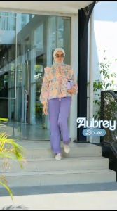 JAKET AUBREY JACKET WHITE BY GIOK ALL SIZE BAHAN PARASUT PRINTING ALL SIZE PREMIUM