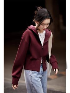 Outlets Discount Big Sale: Age-Reducing Plaid Soft Air Feeling Sweater & Zipper Hooded Short Coat