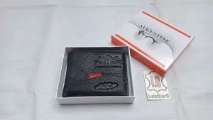 Dompet Lipat Praktis untuk Pria