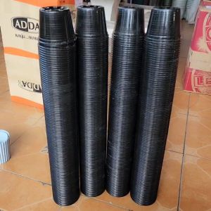 กระถาง 4 นิ้ว ยกกระสอบ 400 ใบ สินค้าพร้อมจัดส่ง