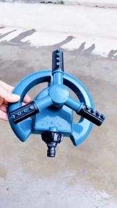 สปริงเกอร์รดน้ํา สปริงเกอร์ สปริงเกอร์รดน้ํารอบทิศ 360 องศา/รดน้ําต้นไม้/2 หัวสําหรับใส่สายยาง