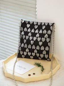 Summer New Arrival Black Silver Easiest for Match Heart Mobile Phone Bag Crossbody Chain Bag Small Shoulder Bag Small Square Bag Cosmetic Bag