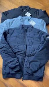 Áo khoác nam chần bông Aristino AJK026W1 dáng regular fit trẻ trung bo gấu cổ trụ