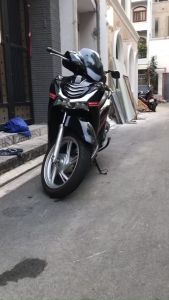 BẠT TRÙM / TẤM PHỦ TẤT CẢ CÁC LOẠI XE MÁY KÍCH THƯỚC 220x115cm LÀM TỪ VẢI DÙ 2 DA CAO CẤP BỀN ĐẸP CHỐNG MƯA NẮNG