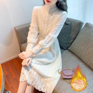 Fashion Elegant Lace Long Sleeve Padded Dress