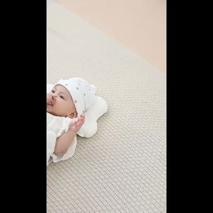 Baby Soothing Palm Hand Pad with Remote Control Sleeping Pillow Hot Compress Newborn Hand Pillow Bantal Bayi